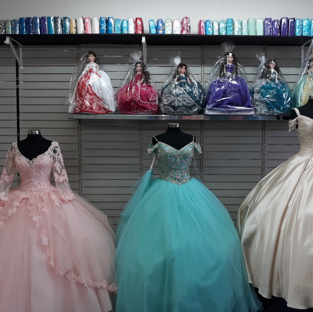 Quinceaneras dresses/accessory